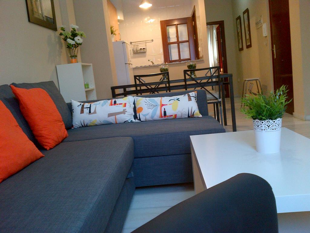 Triana Pureza Apartment Seville Ngoại thất bức ảnh